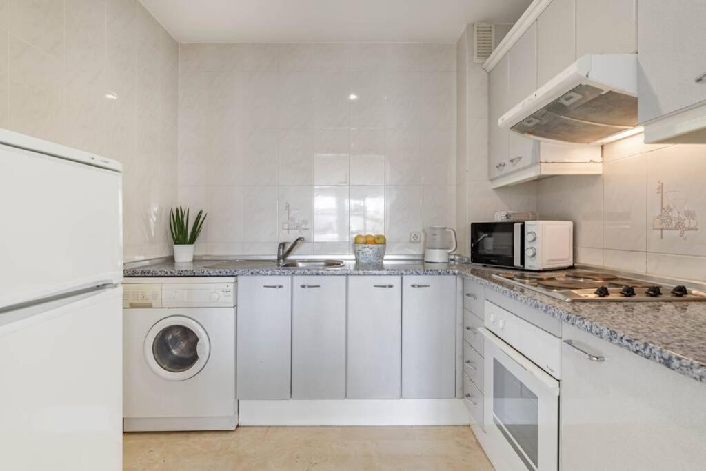 Stylish One Bed Apartment At Matchroom Country Club Fuengirola Zewnętrze zdjęcie