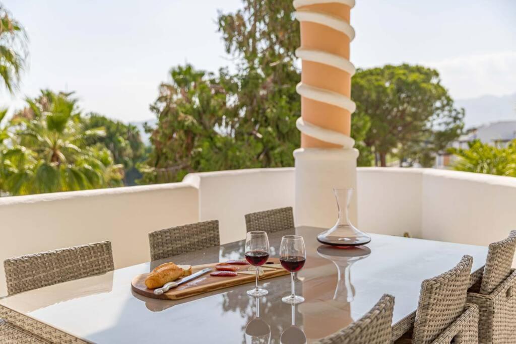 Stylish One Bed Apartment At Matchroom Country Club Fuengirola Zewnętrze zdjęcie