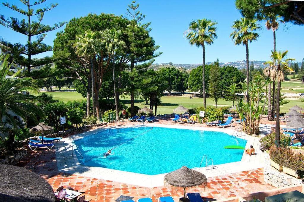 Stylish One Bed Apartment At Matchroom Country Club Fuengirola Zewnętrze zdjęcie