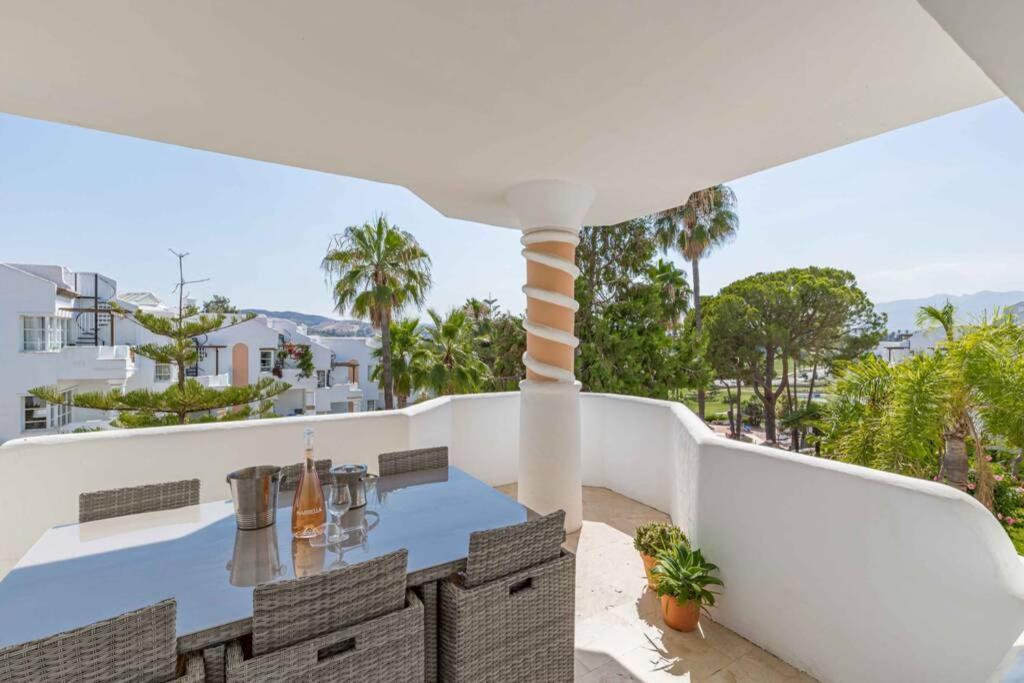 Stylish One Bed Apartment At Matchroom Country Club Fuengirola Zewnętrze zdjęcie